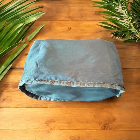 Temperley London x British Airways First Class Toiletry Makeup Bag Floral Print - Picture 14 of 16